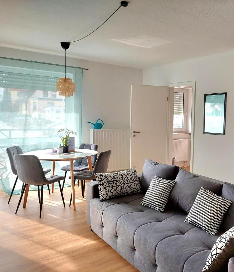 Moderne Wohnung Mit Vollausstattung In Ruhiger Lage, W-Lan Grossrohrsdorf Exterior foto